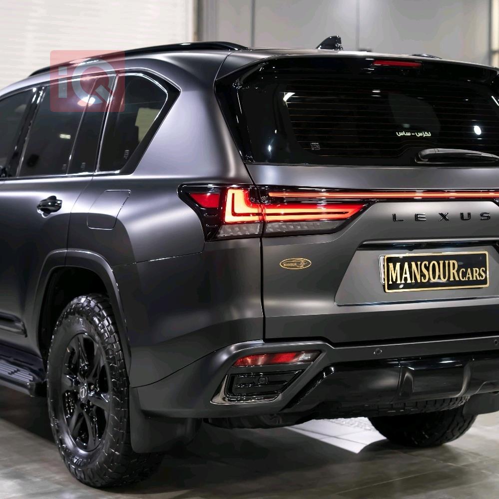 Lexus LX